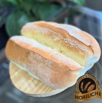 Pão caseiro dourado da Panificadora Horiuchi